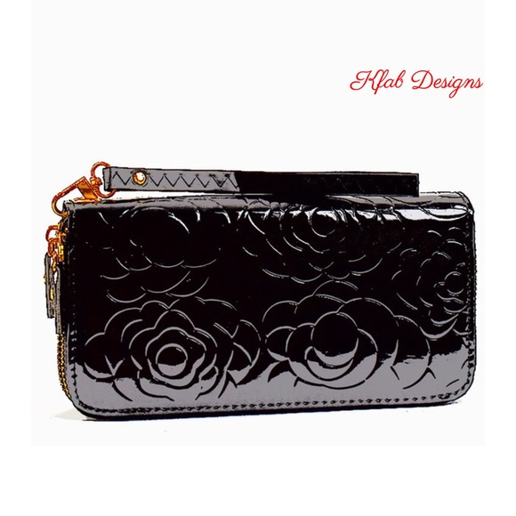❤️LAST 1! Elegant Textured Floral Wallet! - Picture 2 of 5